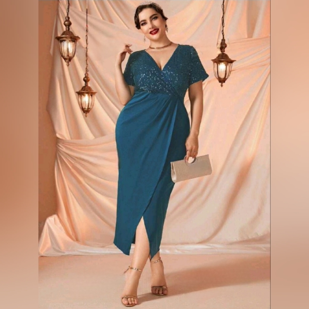 SHEIN Modely Plus Surplice Neck Contrast Sequin Dress